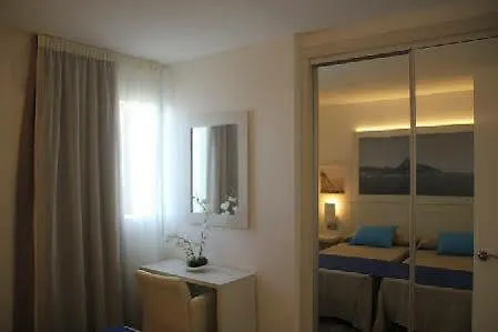 Boras Daus Apartments Playa d'en Bossa 0*,  Spagna